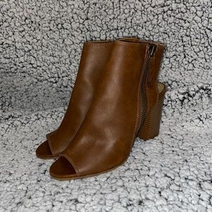 Madden Girl: Naaomii Open Toe Bootie